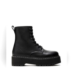 Steve Madden Betty Black Platform Combat Boots